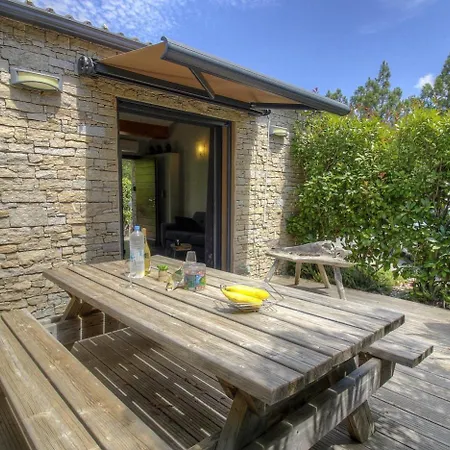 Апартаменты Petru-maria *