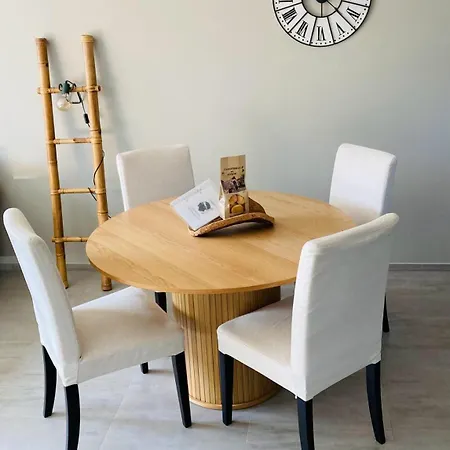 Petru-maria Apartment *